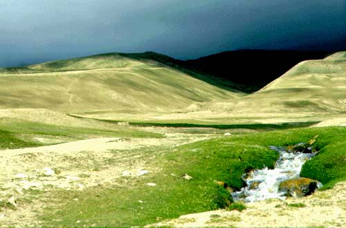 slopes west of Lo, Mustang